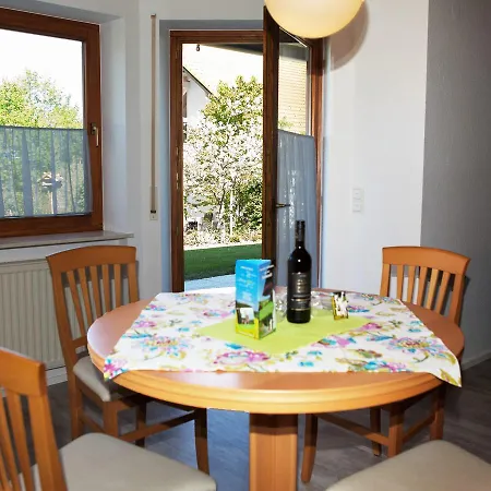 Ferienwohnung Heinrich Appartamento